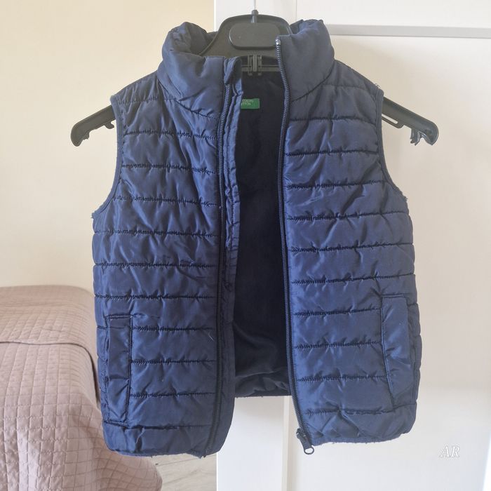 Продам жилет детский