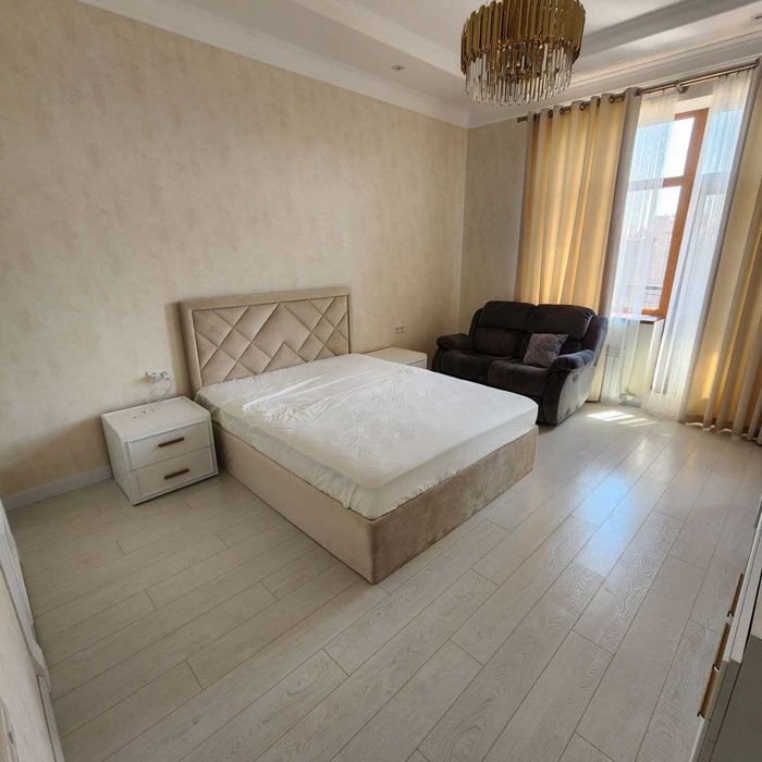 Gabus — редкий вариант  Мирабад, ;Тараса Шевченко 4 комнаты, 180 м²