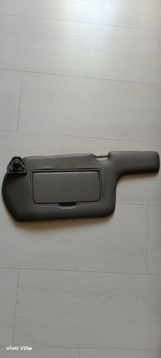 Солнцезащитные козырьки