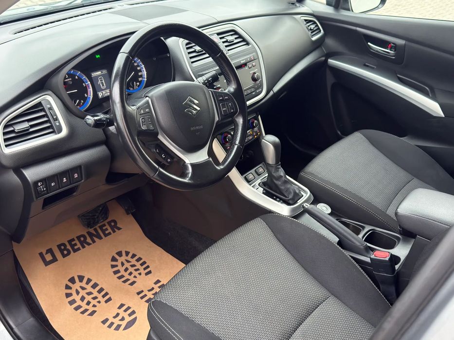 Suzuki  SX4 S-Cross AUTOMAT 4x4 1.6 Diesel 120 CP Keyless/Incalzire/Pilot/Jante