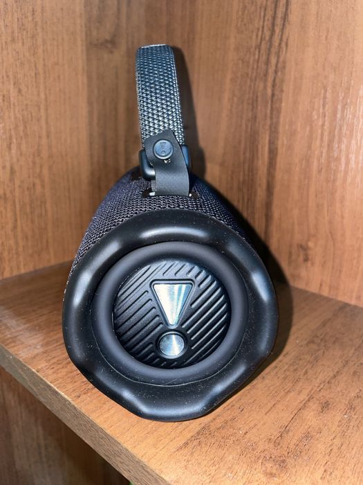 Продам Jbl Charge 6