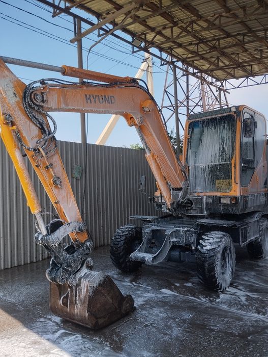 Hyundai 55i sotiladi