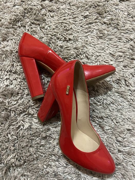 Дамски токчета luijo