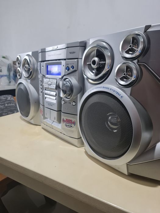 Combina audio SHARP. 470wati.