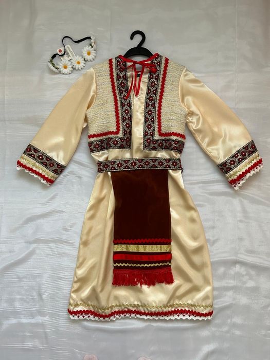 Costum național fetiță pentru serbare