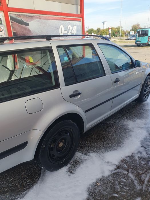 Vând sau schimb golf 4 14 bezina 16 valve