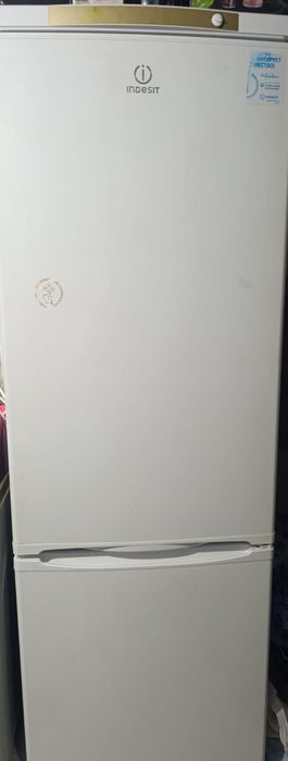 Холодильник Индезит