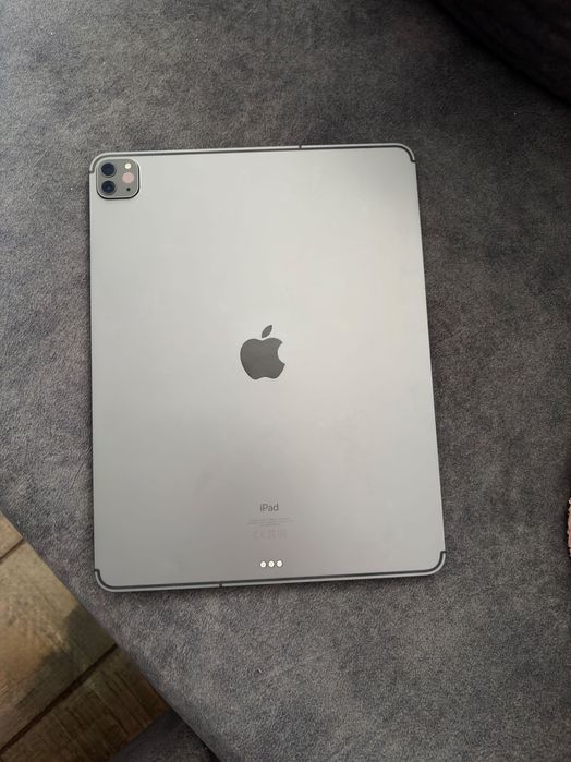 iPad Pro 12.9 2020 512GB Cellular (SIM) – stare foarte bună + folie sigilată
