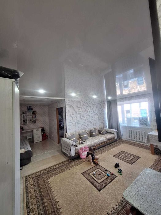 Срочно продам 2-ух комнатную квартиру по Б. Независимости