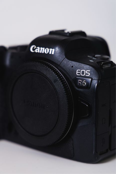 Canon EOS R6 + Canon RF 24-105mm F4-7.1 IS STM