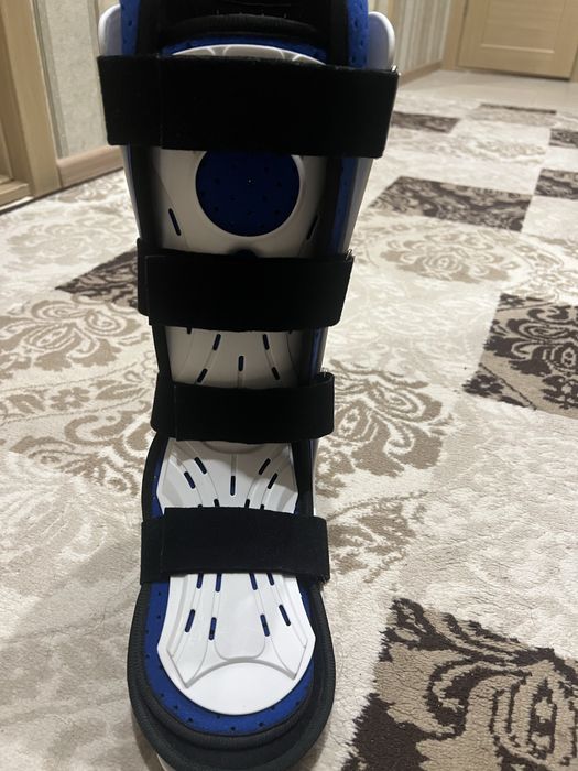 Продаю ортез на левую ногу