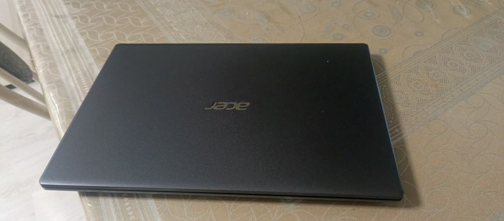 Продам ноутбук..