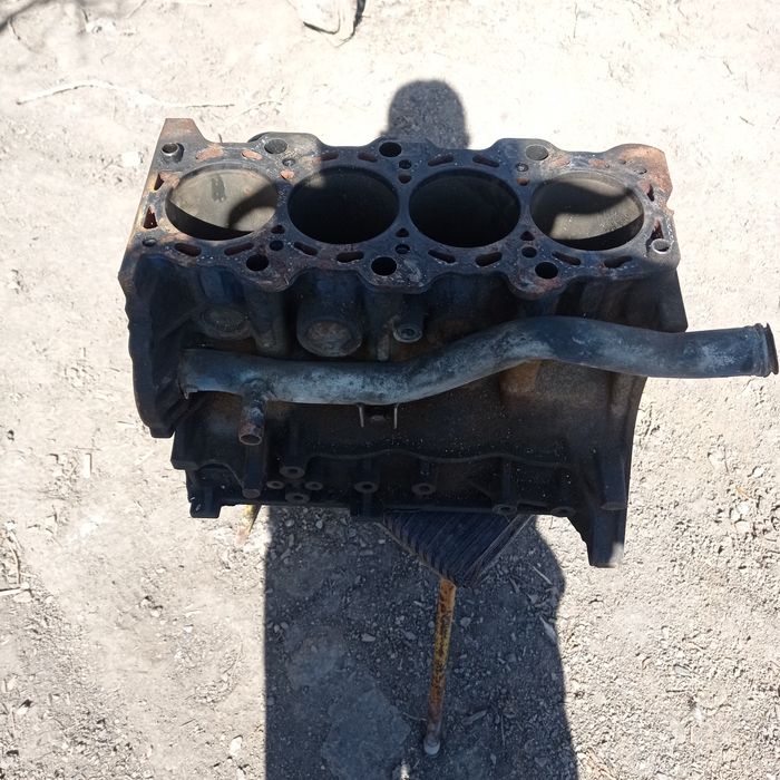 продаю двигатель