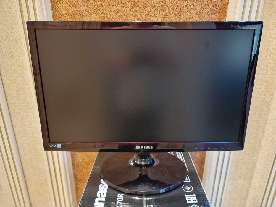 Монитор 23" Samsung SyncMaster LS23B350