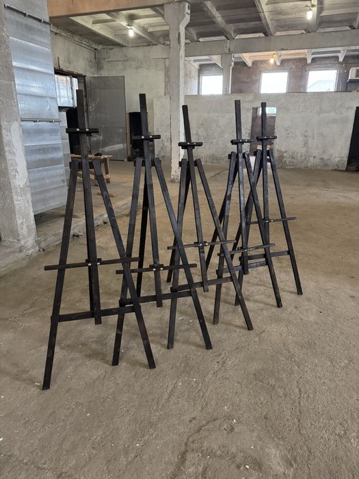 Срочно продам мольберт