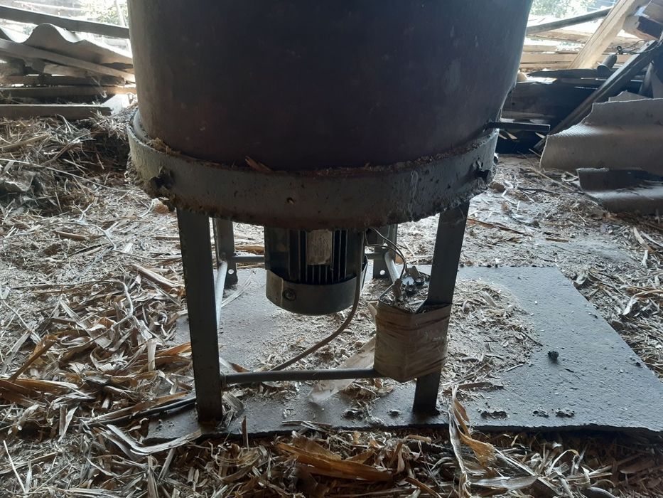 Продается дробилка б/у