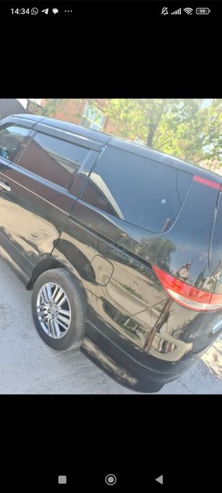 Продам машину HONDA ELYSION