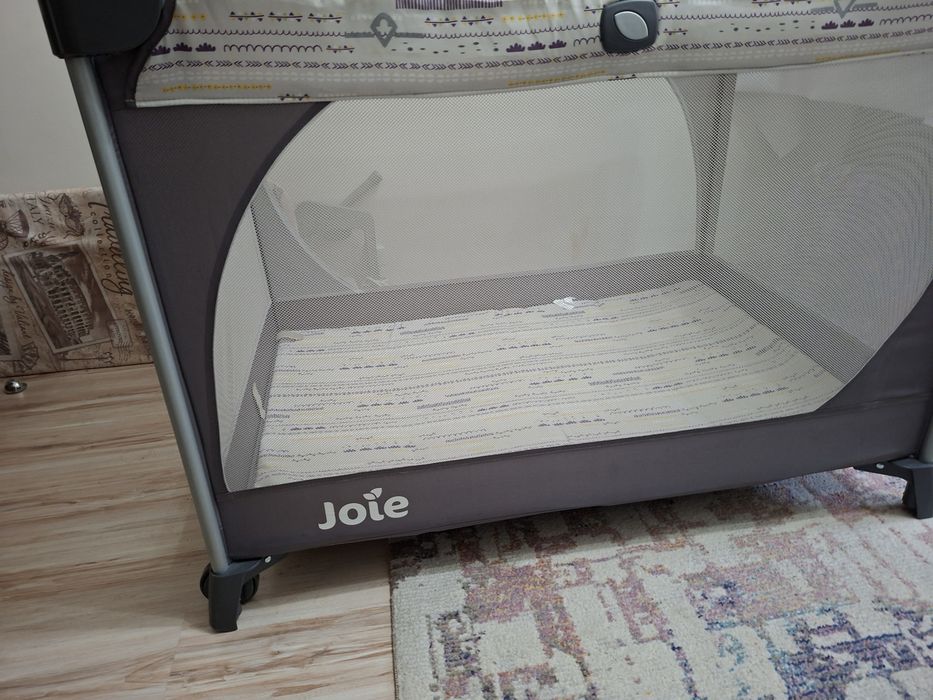 Манеж кровать фирма Jole 20000