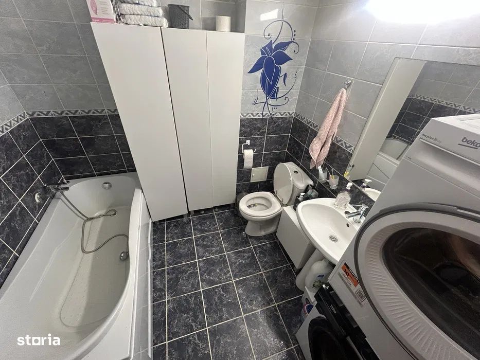 Apartament 3 camere cu parcare inclusa – Strada Tineretului, Florest