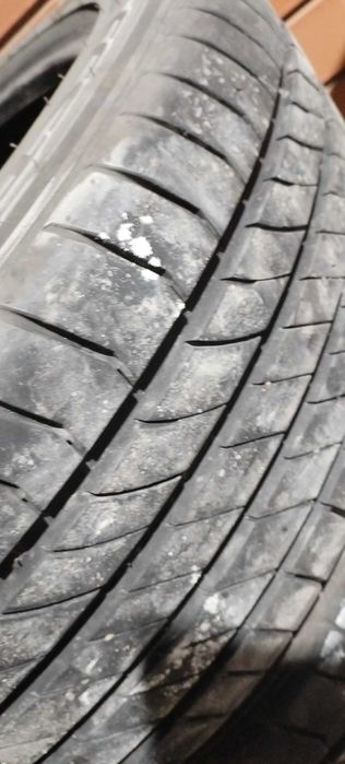 Продам комплект резины