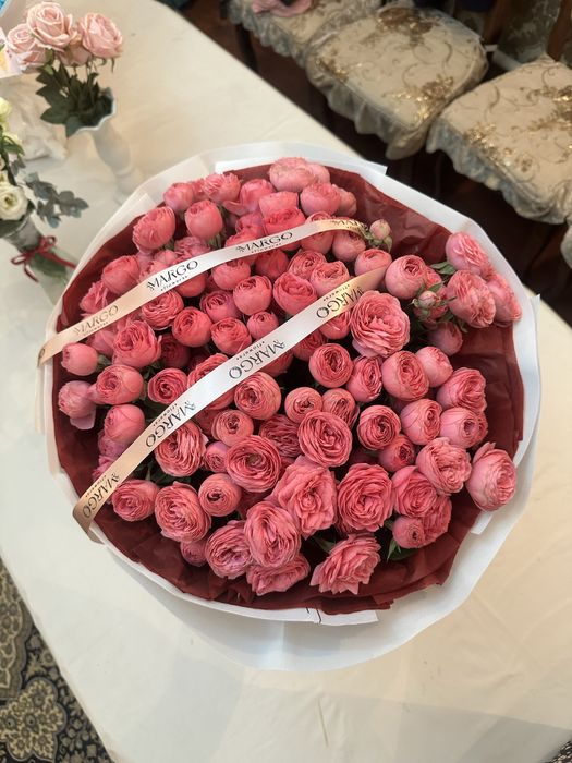 Букет из кустовых роз