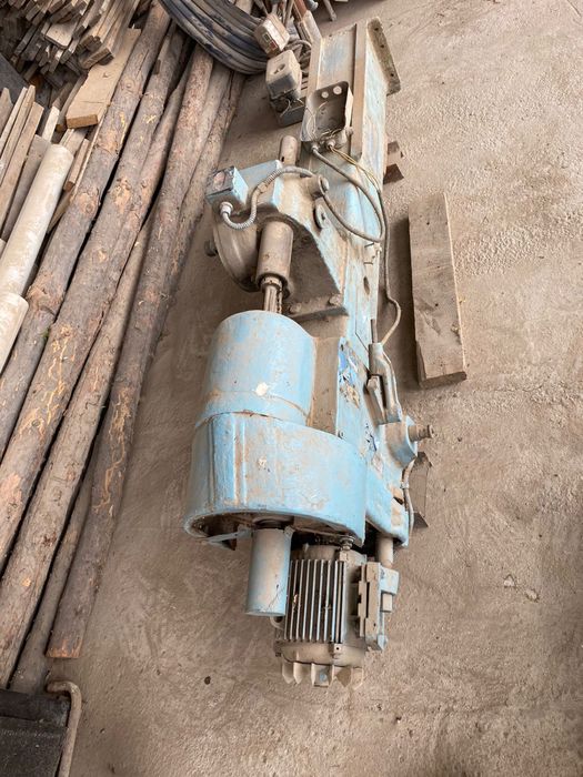 Вертикальный сверлильный станок СССР