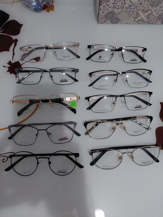Vind rame ochelari