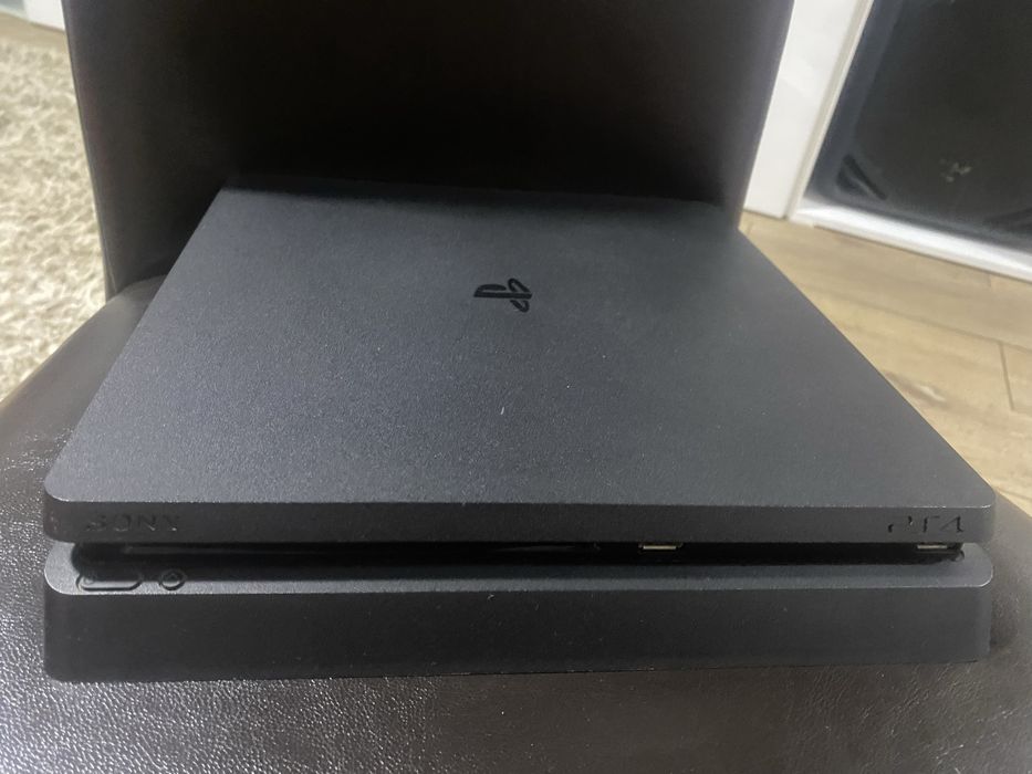 Vand Ps4 slim 500 GB
