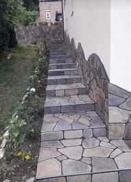 piatra naturala de munte și montaj