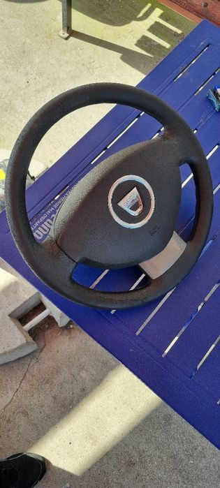 De vanzare Volan Dacia 2