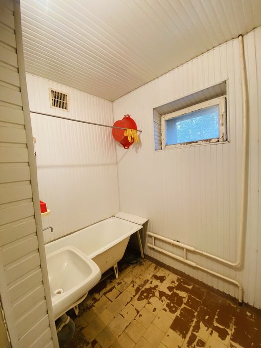 Сдается квартира 2 х комнатная в чинаре в кирпичном доме