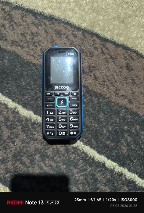 Кнопка телефон 4 сим картами батареями 10000мач