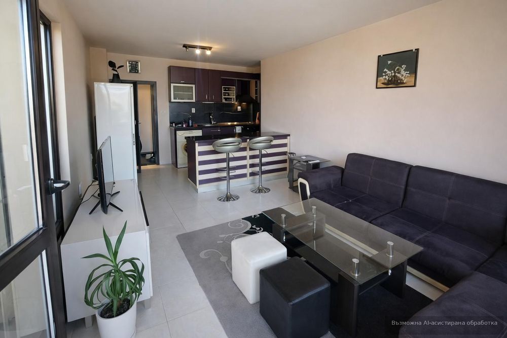 Светъл ДВУСТАЕН апартамент в кв. Кючук Париж