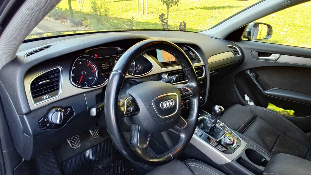 Audi A4 Avant S-line 177CP (TVA deductibil)