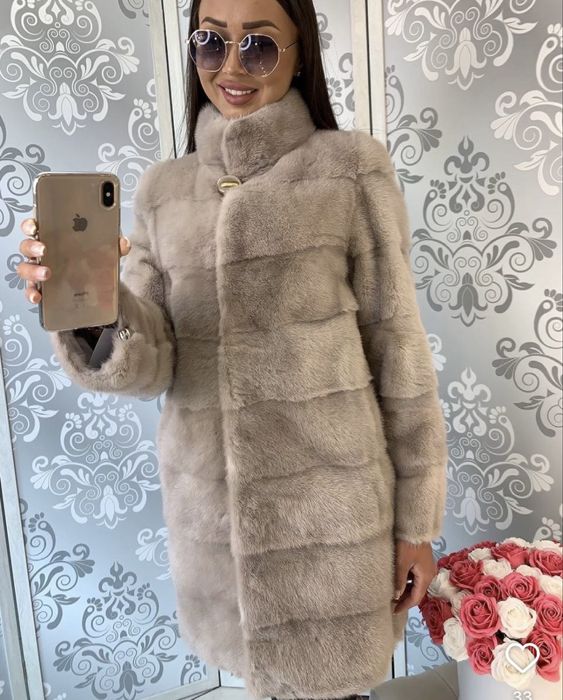 Продаю норковую шубу