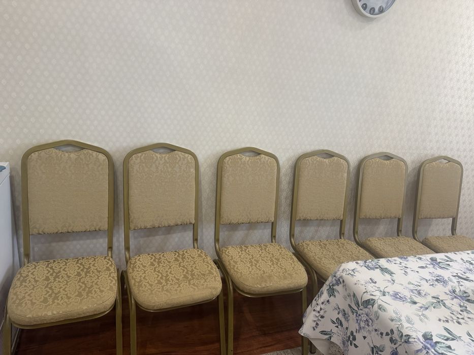 Стулья кухонные 6 шт