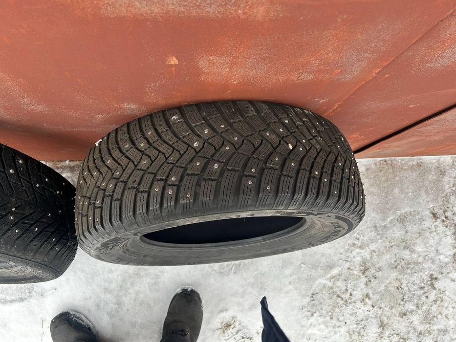 Шины на автомобиль