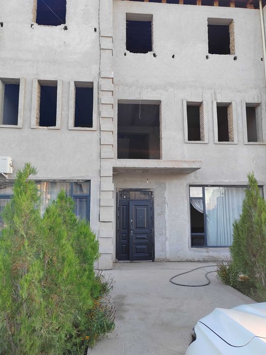 3 Qavatli turar joy Zudlik bilan