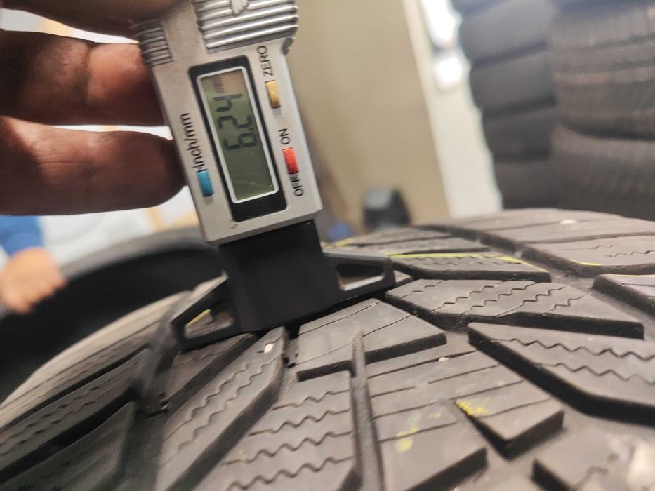 4бр.зимни гуми 255/45/19 Hankook