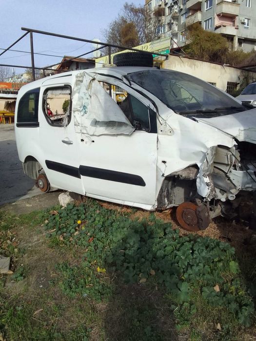 Peugeot Partner 1.6 HDI 2010г на части