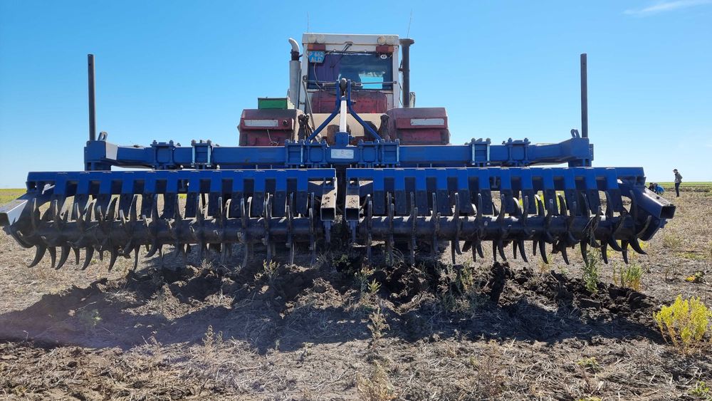 Плуг чизельный 4,5 метров