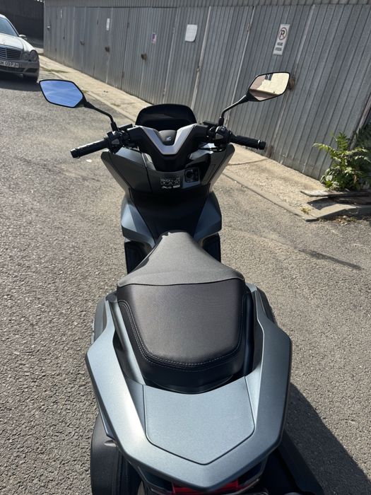 Honda PCX 125 model 2025 cu grantie