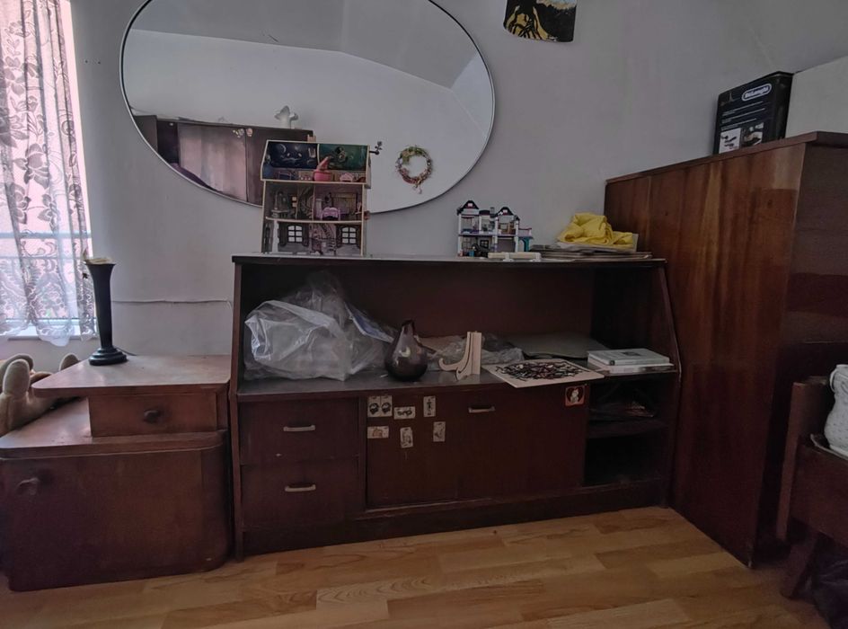 Легло/Гардероб/шкаф поотделно или заедно –запазени и здрави