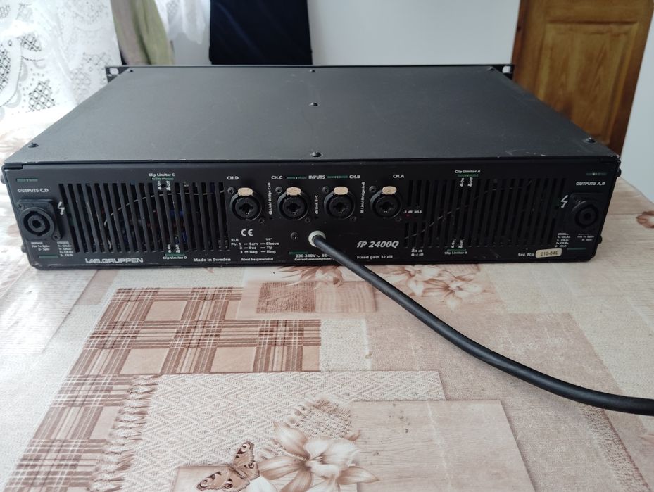 Amplificator audio profesional lab gruppen fp 2400 cu patru canale