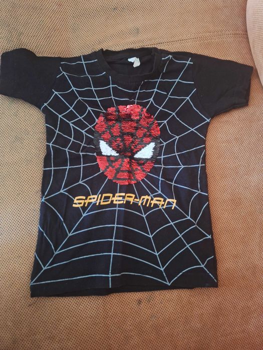 Продавам детски дрешки