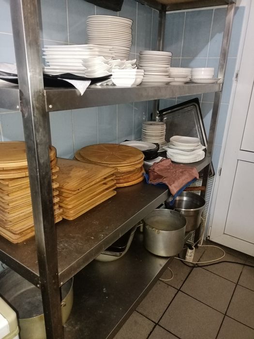 Продам стеллаж под посуду