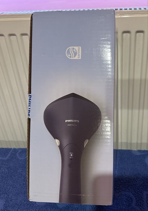 Aparat de călcat vertical cu aburi Philips Series 7000 nou sigilat