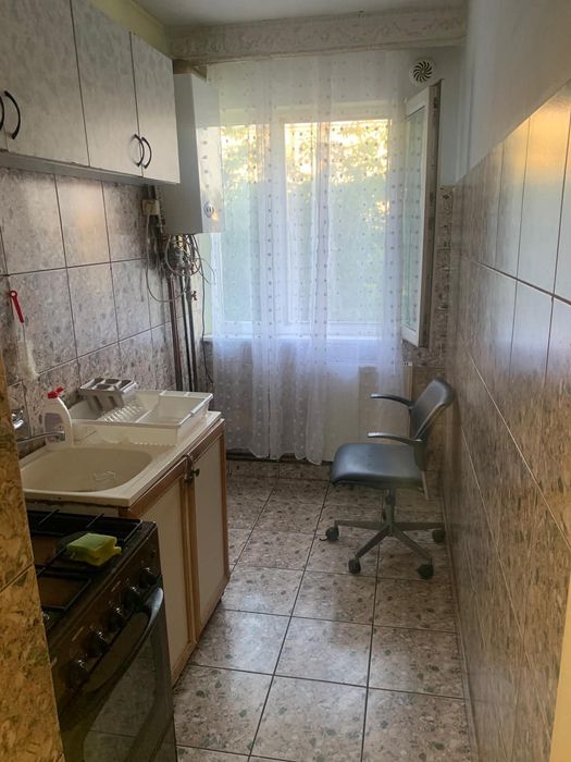 Dau in chitie apartament semidecimandat 2 camere  strafa Aleia Filsturi