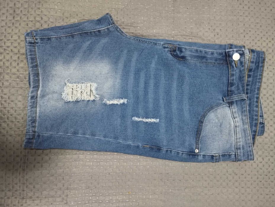 НОВИ мъжки дънкови къси панталони