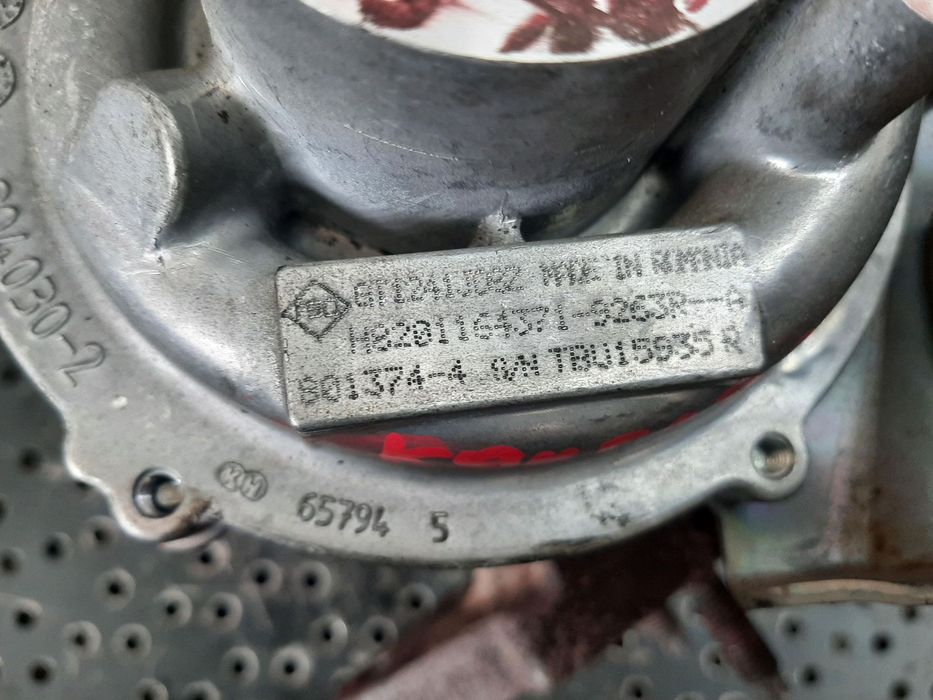 turbina 1.5 dci  renault captur clio 4  nissav nv200  801374-4  h8201164371